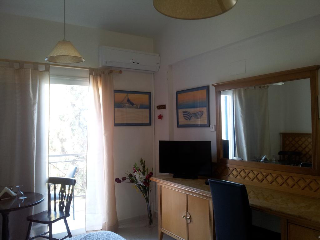 Galatex Beach Studio Apartamento Limassol Quarto foto